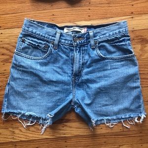Levi’s cutoff shorts